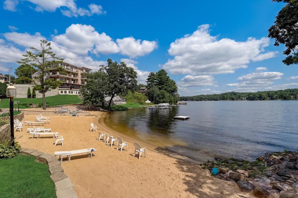 Wfc Lakefront Views Family Or Romance Wisconsin Dells Exterior foto